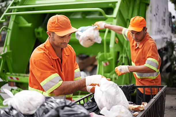 Best Basement Cleanout  in Groveland, FL